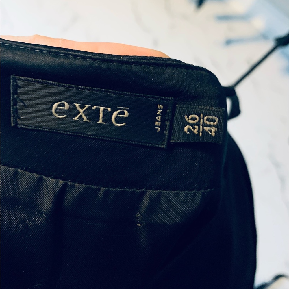 EXTE - Picture 6 of 8